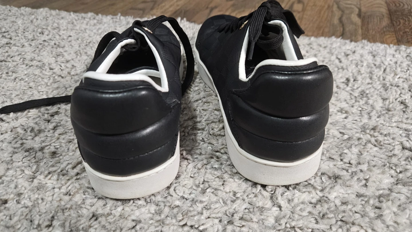 Louis Vuitton Black Sneakers(trainers) - photo 3