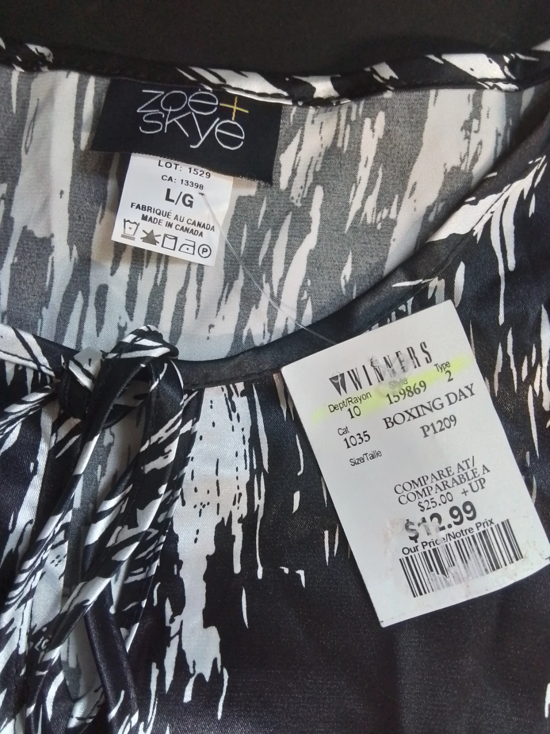 Zoe Skye Black & White Print Top L/G - photo 3