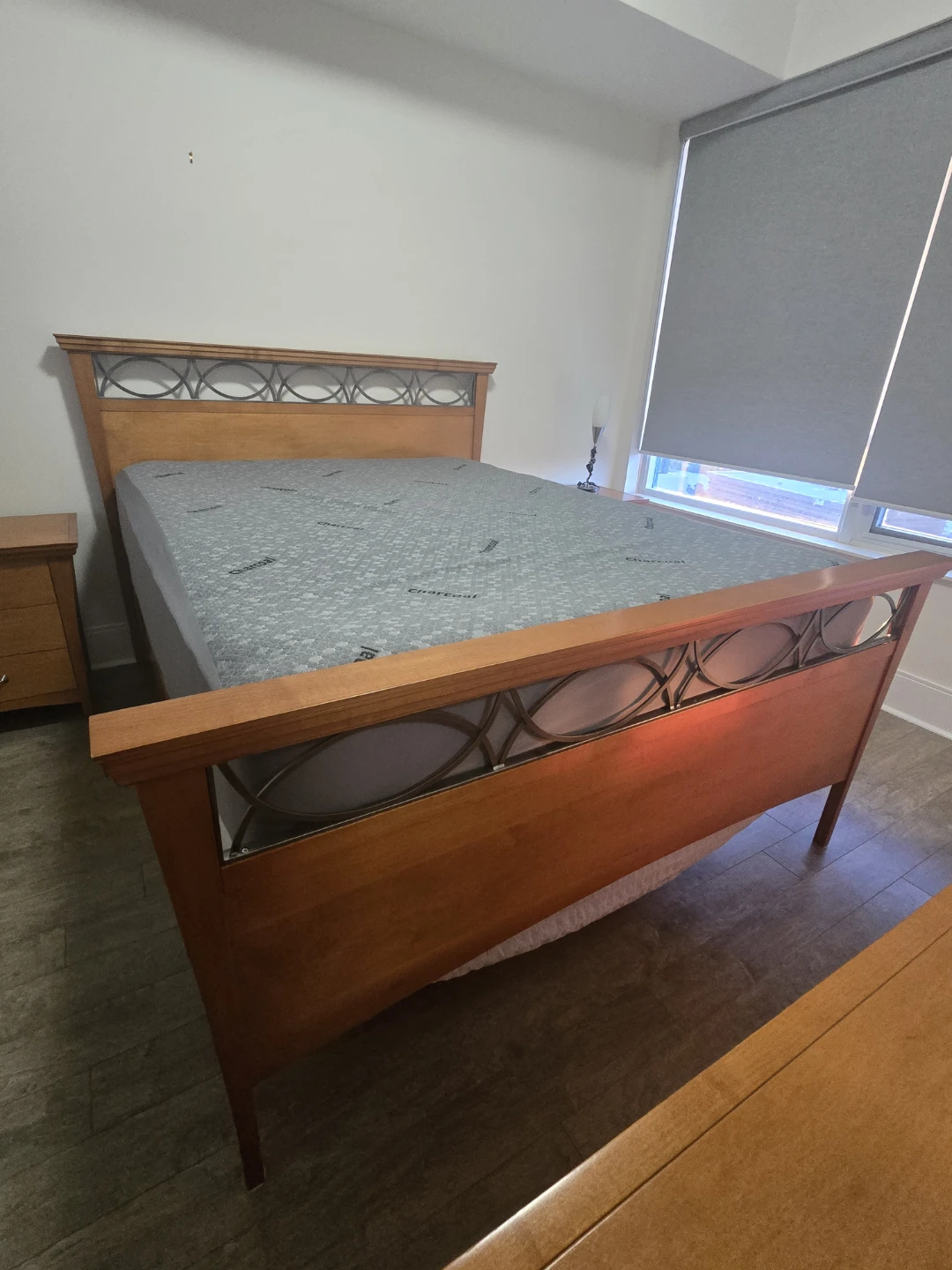 Wooden Bedroom Set with Headboard, Dresser, and Nightstand - photo 4