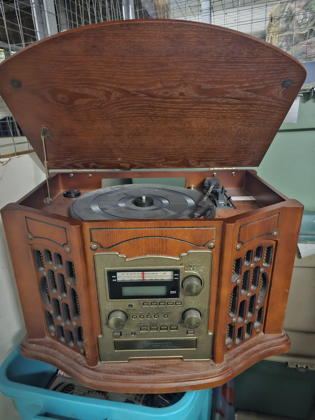 Vintage Style Record Player, CD Player & Radio Combo - photo 2
