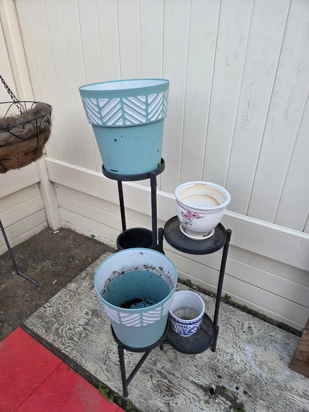 Metal Plant Stand with 4 Shelves - photo 2