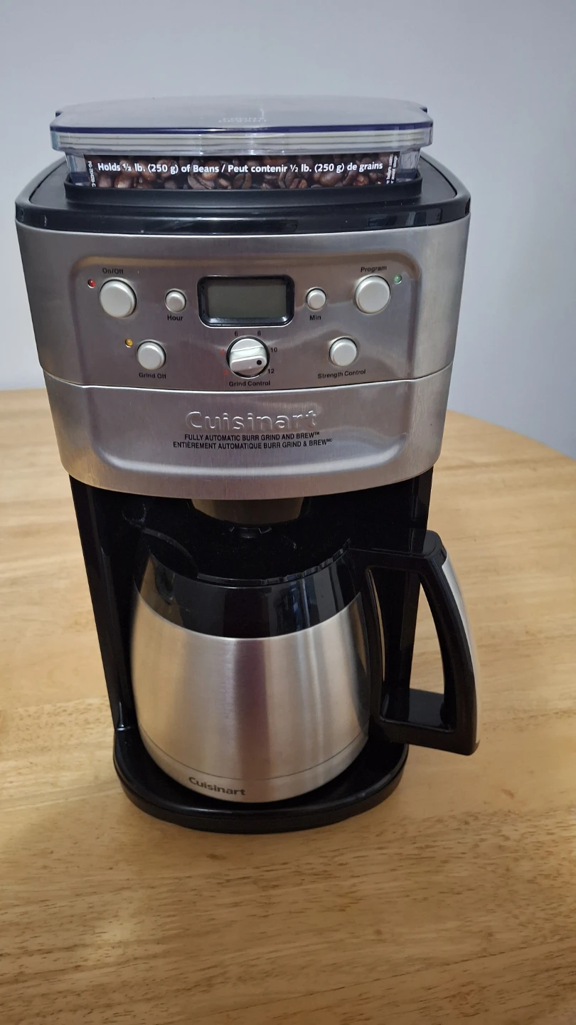 Cuisinart Fully Automatic Burr Grind and Brew Coffee Maker