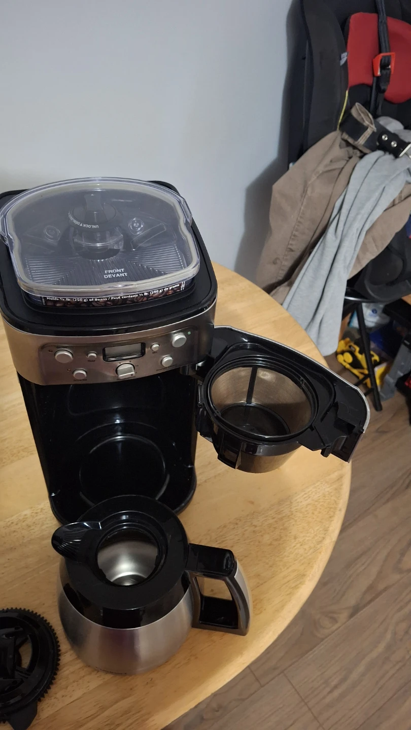 Cuisinart Fully Automatic Burr Grind and Brew Coffee Maker - photo 3