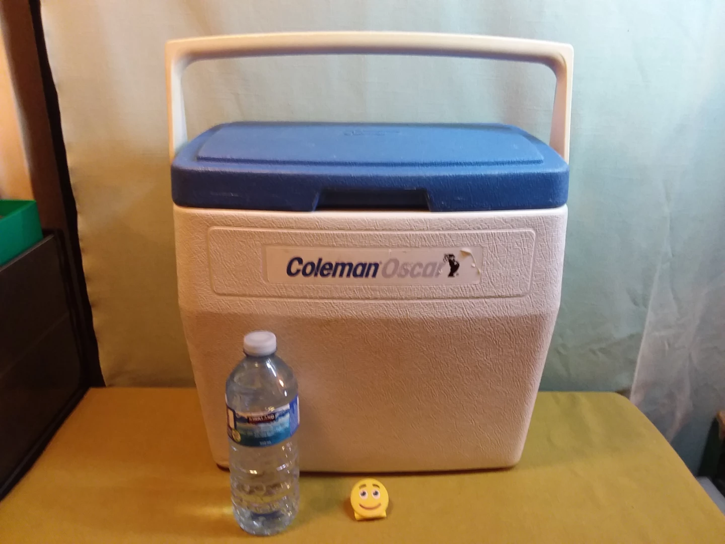 🥫🧴🍺 ➡️ Coleman Oscar Cooler  🍺🧴🥫
