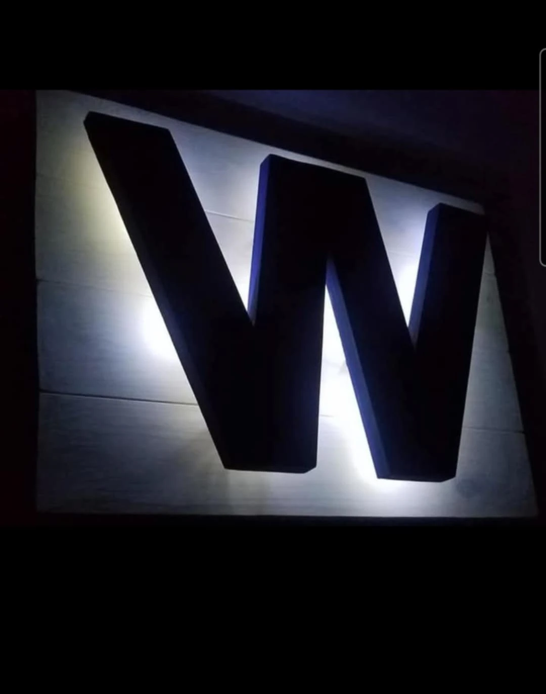 Chicago Cubs Fly the W Sign - photo 2