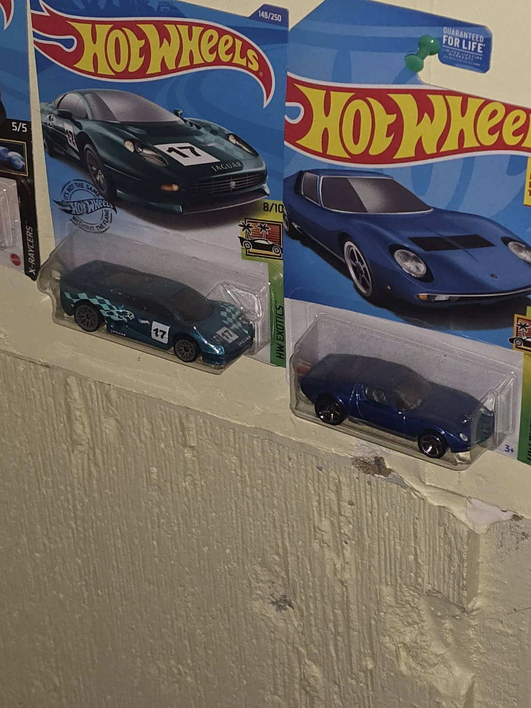 Hot Wheels 1994 Bugatti EB110 SS - photo 2