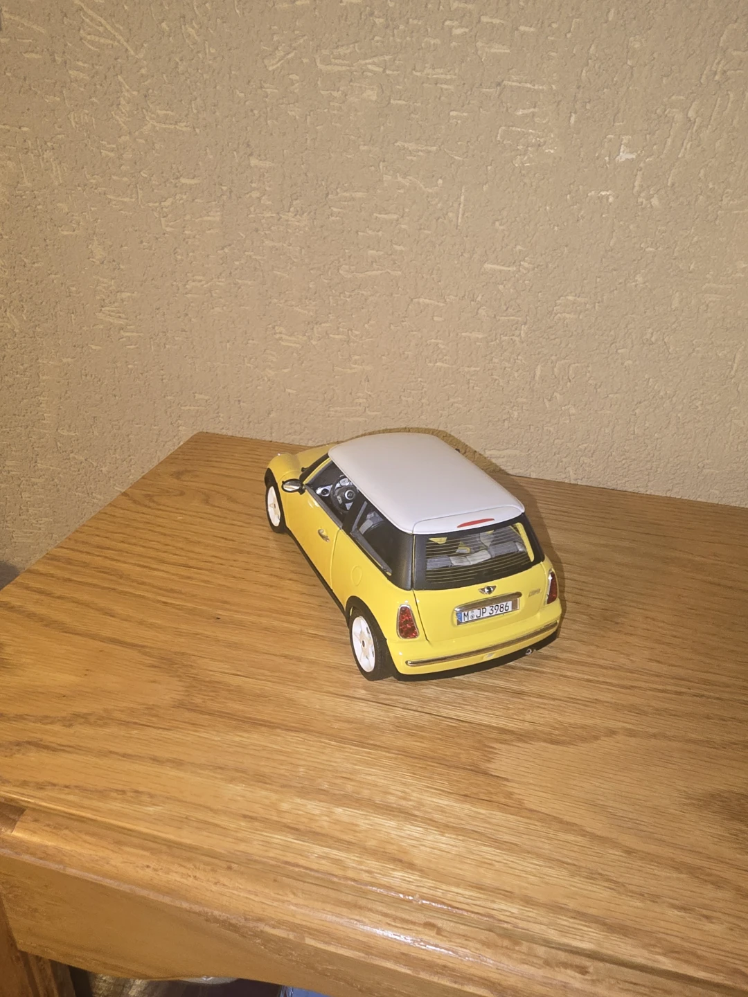 1:18 Yellow Mini Cooper - photo 3