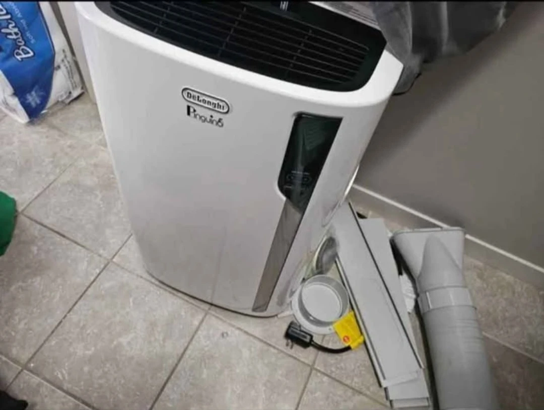 DeLonghi Pinguino Portable Air Conditioner (New never used) - photo 3