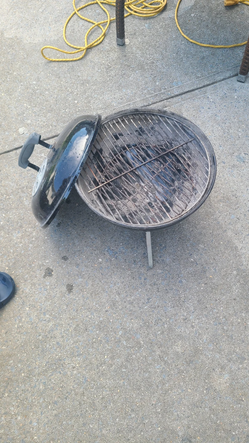 Weber Kettle Grill - photo 3