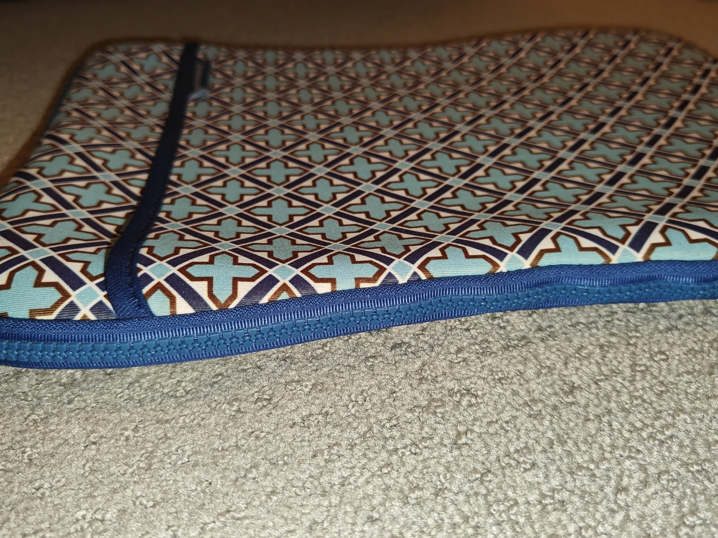 Jonathan Adler Designer Laptop Sleeve (Fits up to 15" Laptops) - photo 4