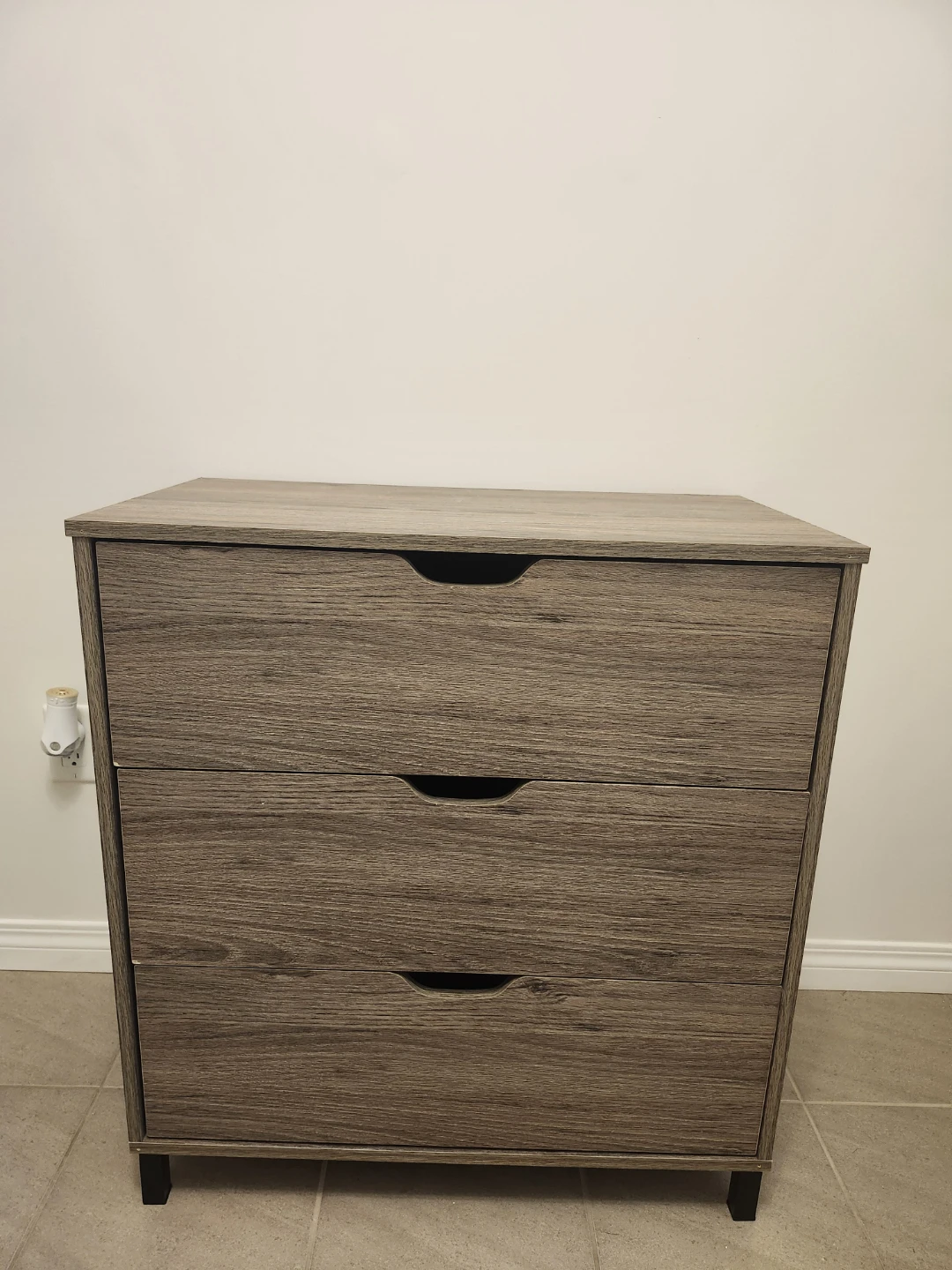 3-Drawer Dresser