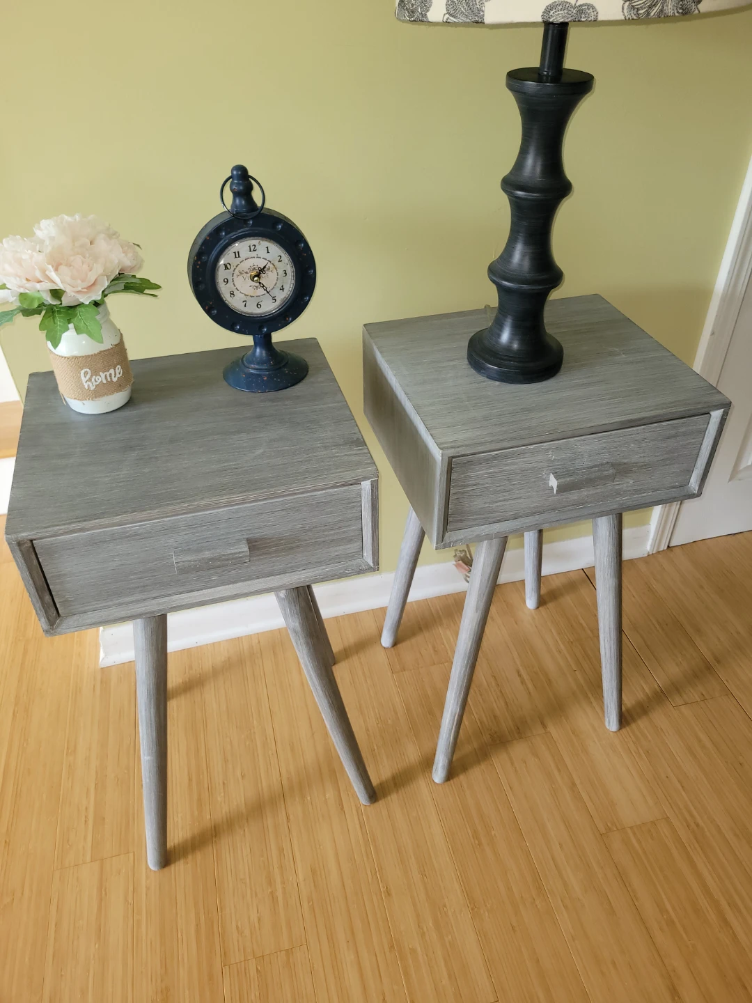 Mid-Century Modern Style End Tables (Set of 2) - photo 2