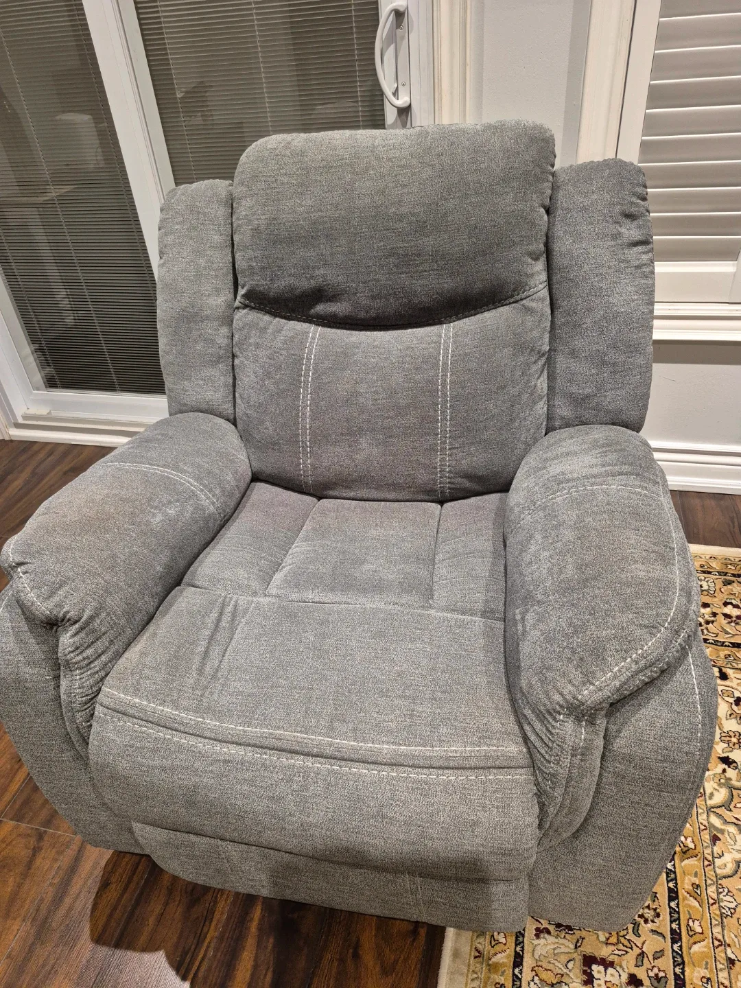 Recliner chair