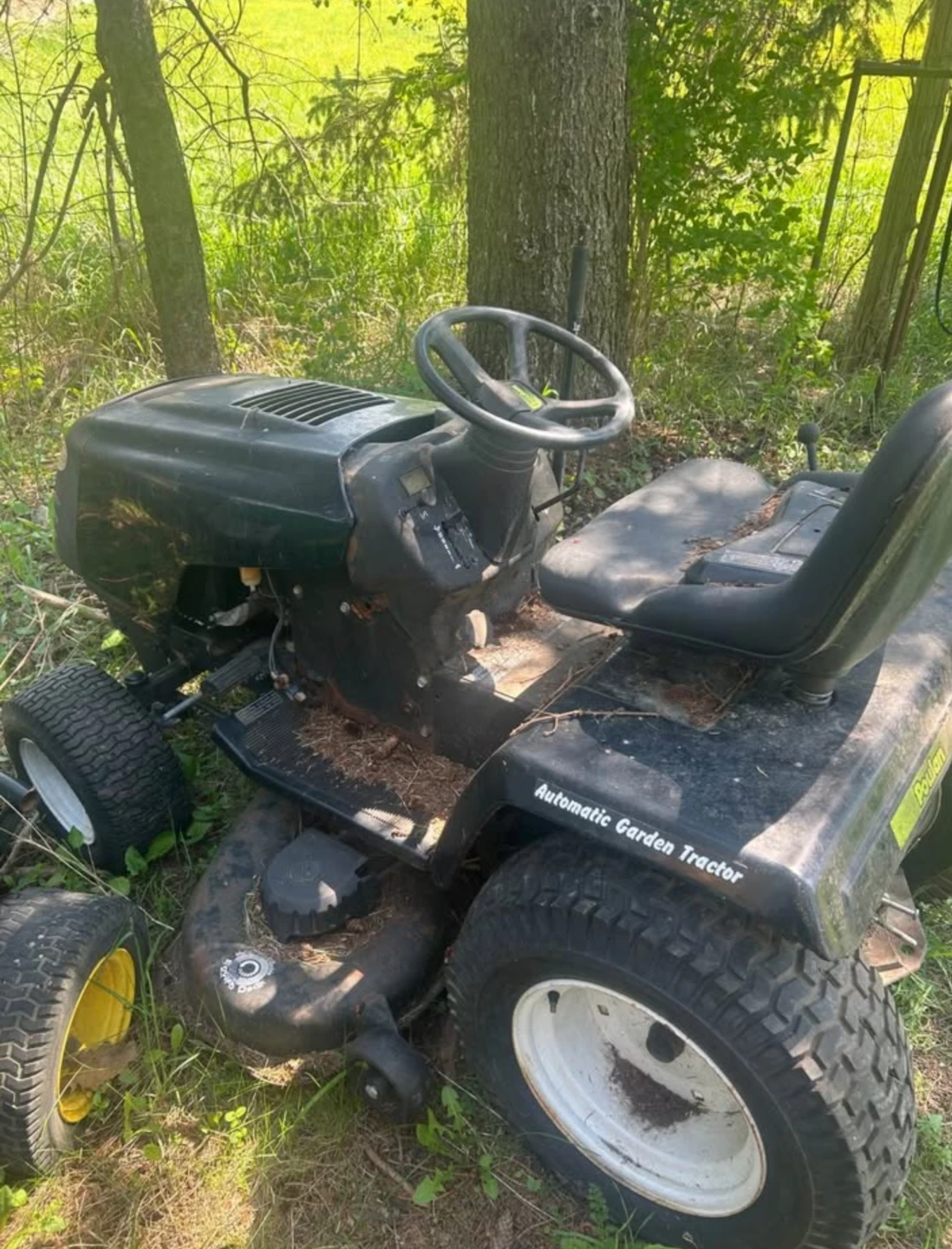 Poulan Pro Riding Tractor Mower - photo 3