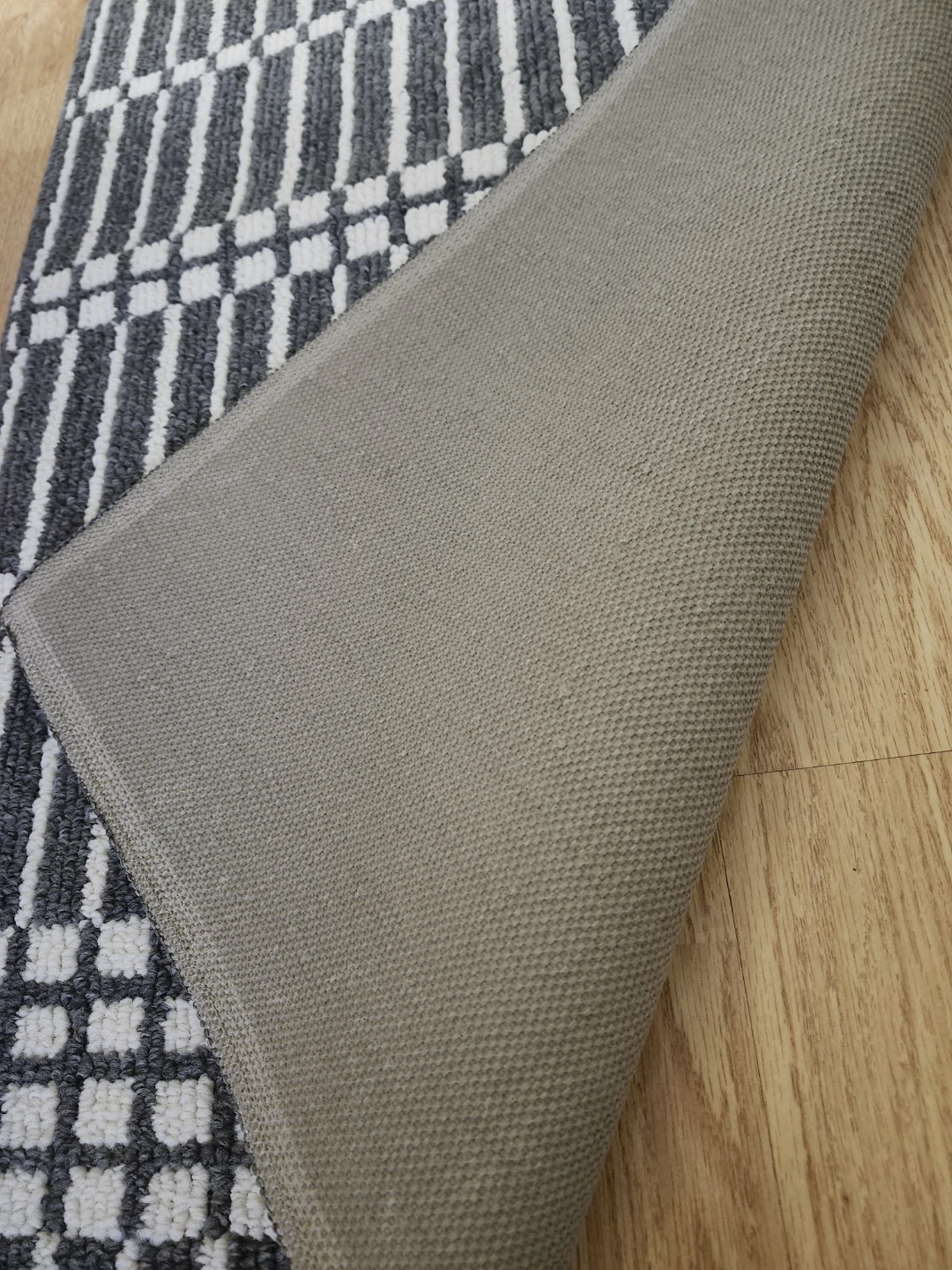 Brand New Grey and White Striped Area Rug - photo 3