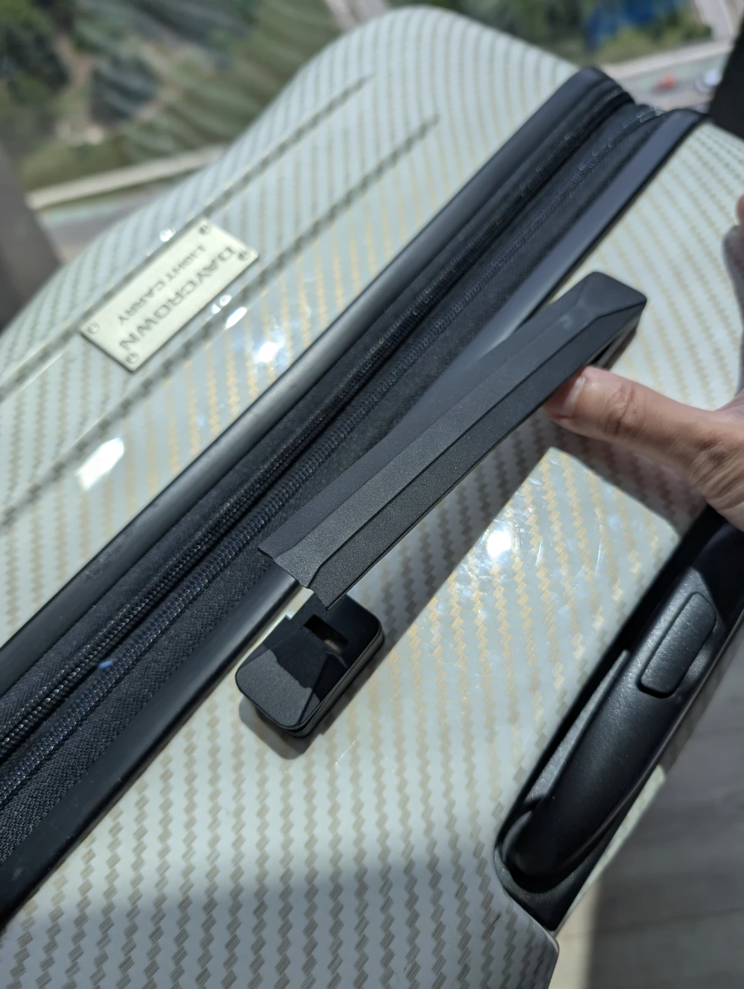 Day Crown Lightweight Spinner Luggage - photo 5