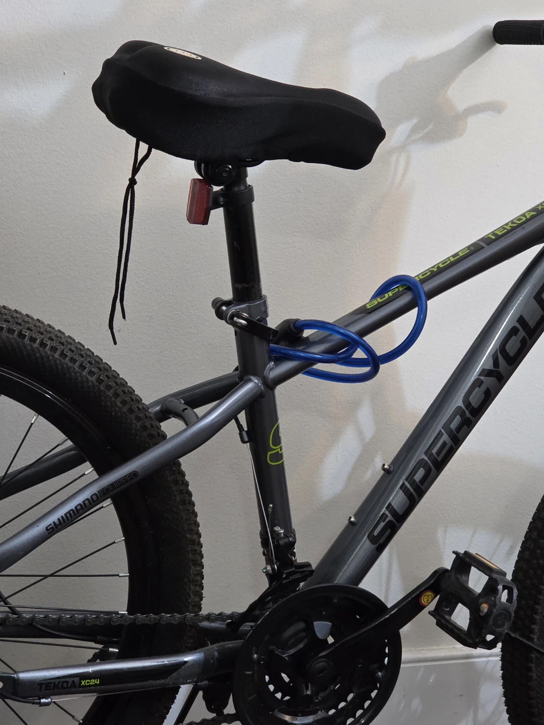 10 to 14 year old child Supercycle Mountain 24 inches Bike - photo 3