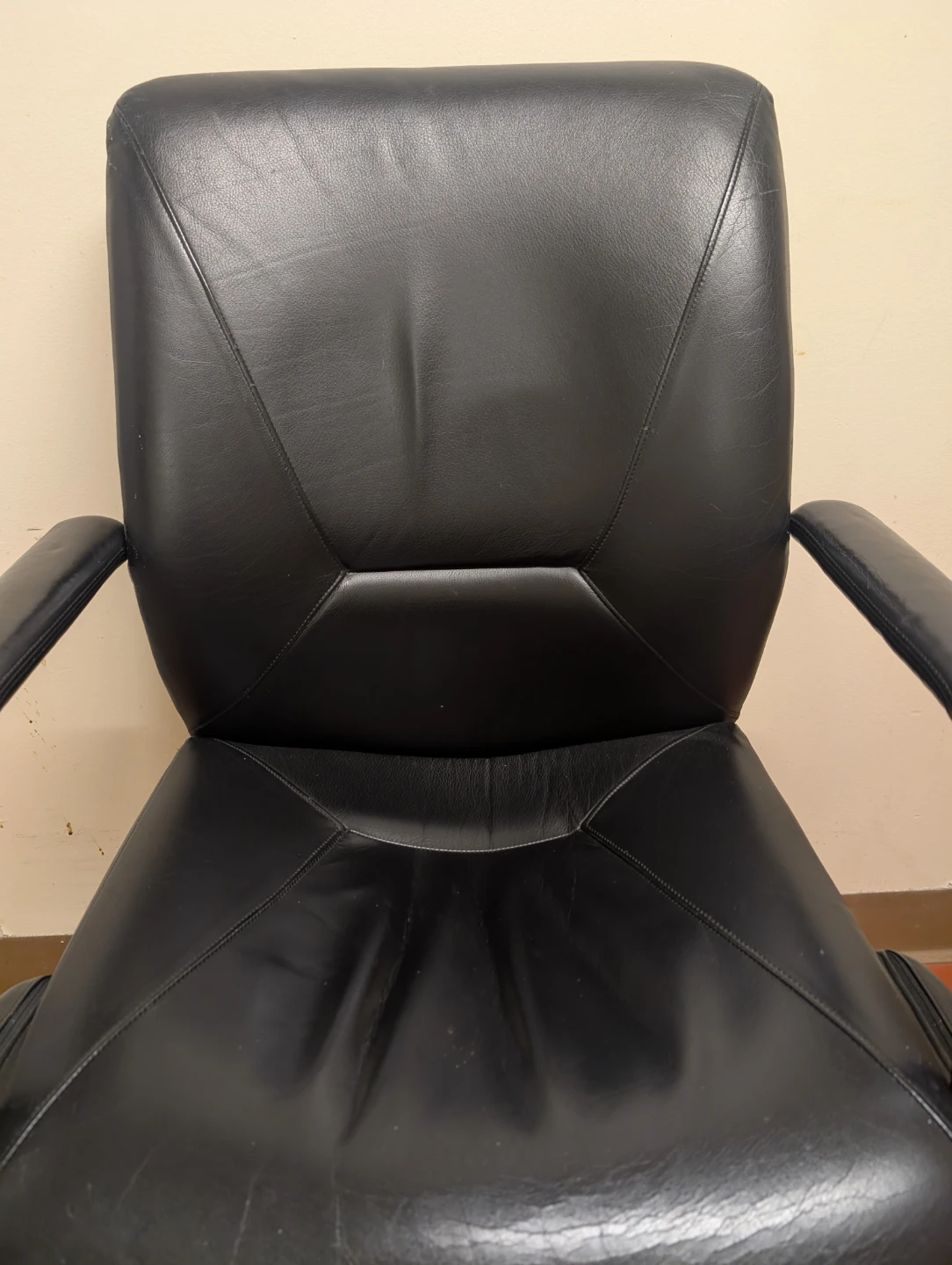 Black Leather Office Chair - photo 5