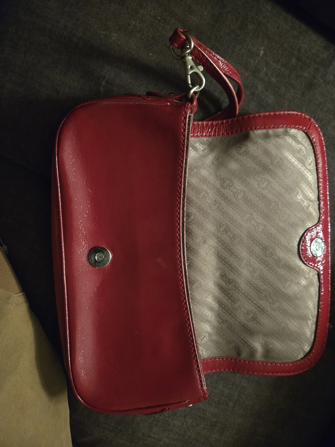 Michael Kors Red Leather Clutch/Wristlet - photo 2