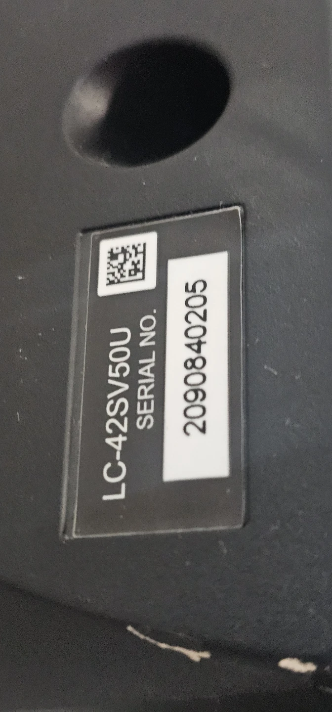 Sharp LC-42SV50U 42-inch TV - photo 4