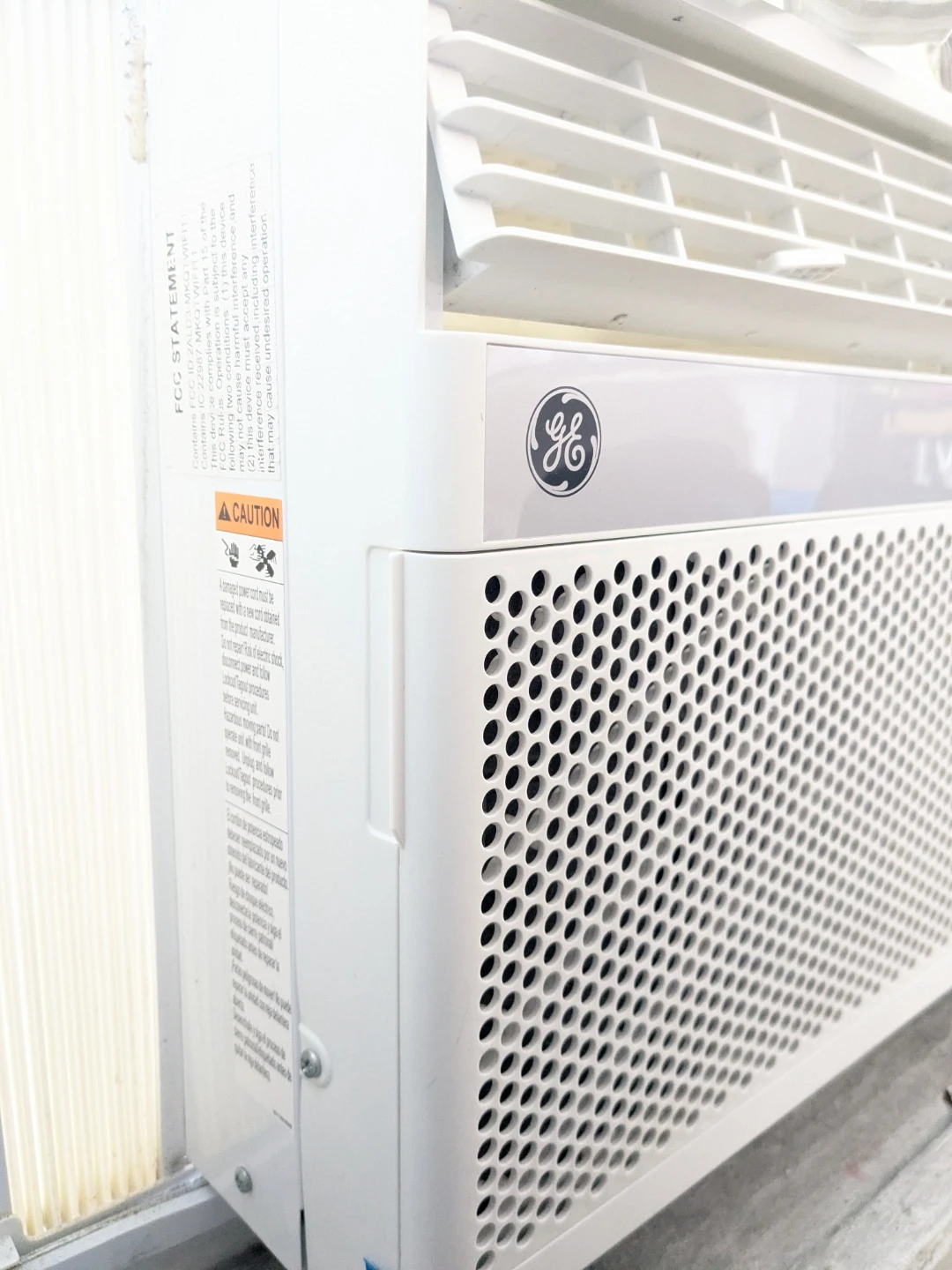 GE 14,000Btu SMART Window AC Unit - photo 4