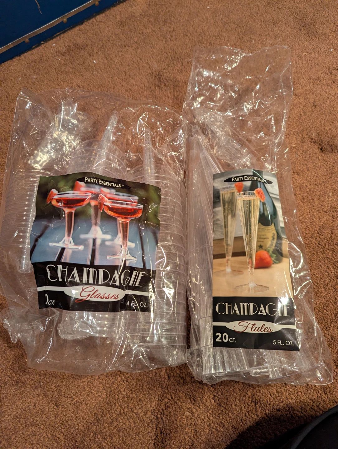 Party Essentials Champagne Flutes & Glasses