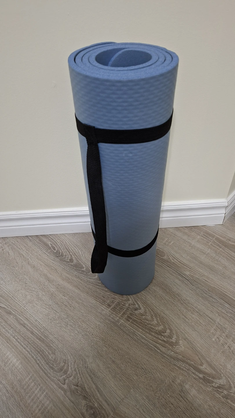 Light Blue Yoga Mat with Straps