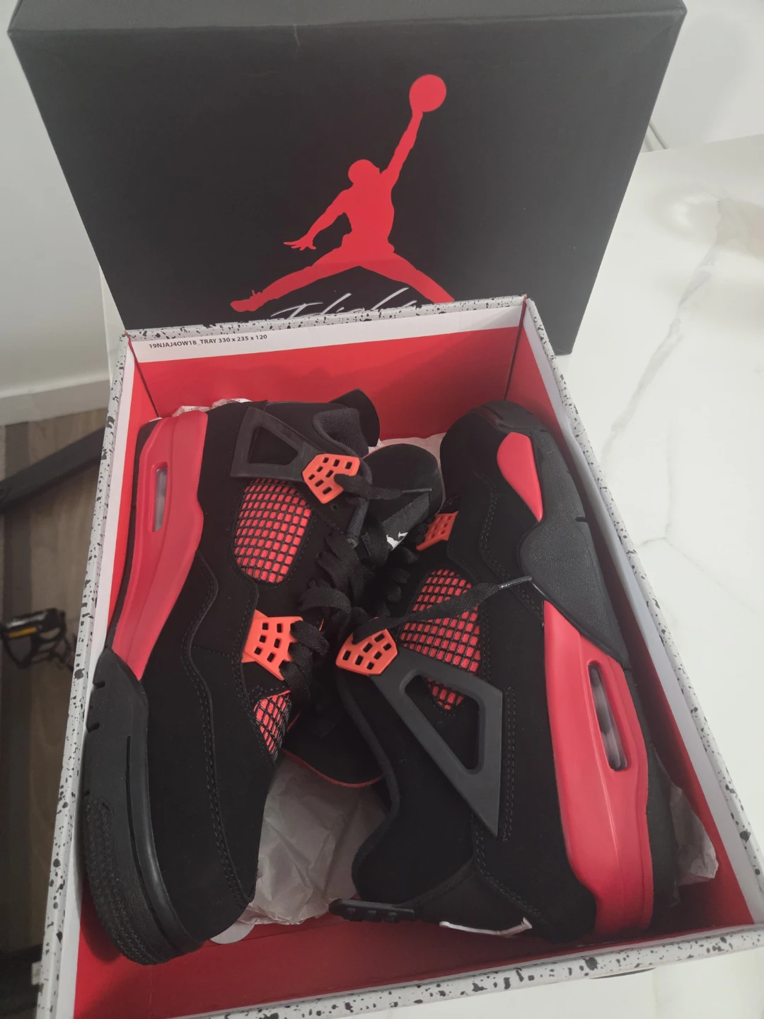 Air Jordan 4 Retro "Red Thunder" - photo 2