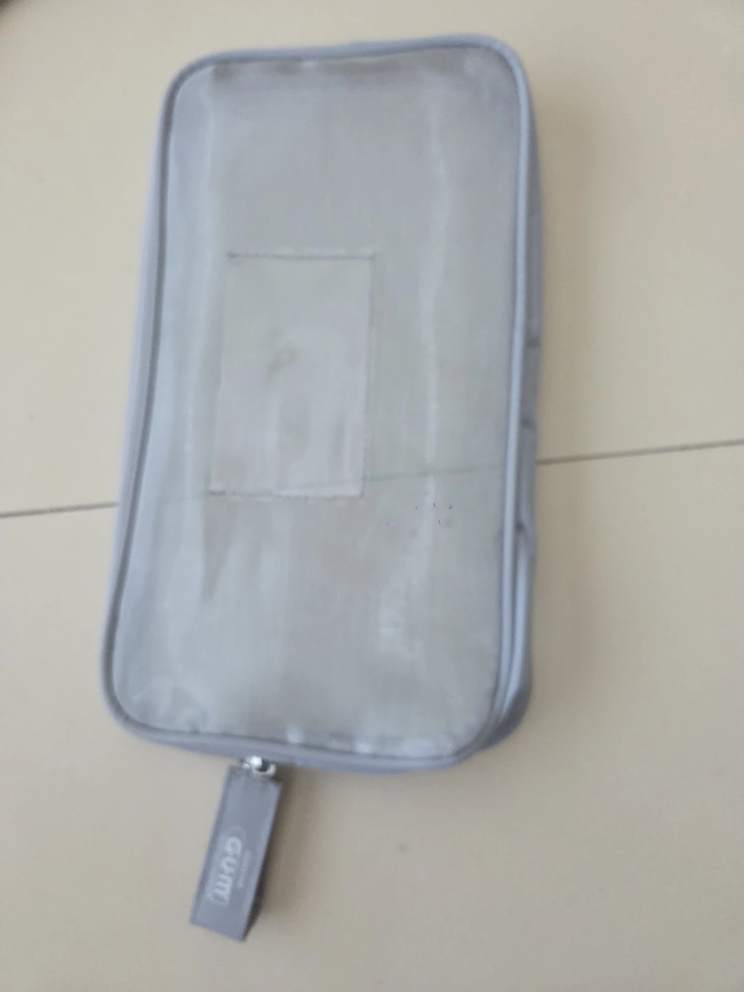Organizer Bag , Grey mesh with Zipper. Travel or home use