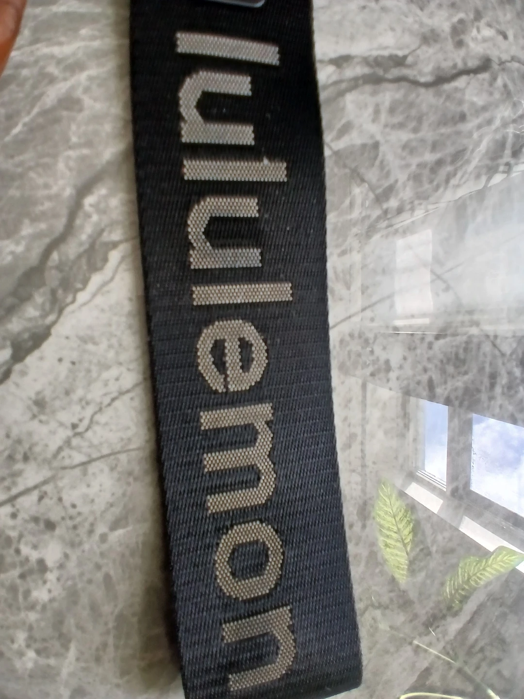 Lululemon keychain - photo 2