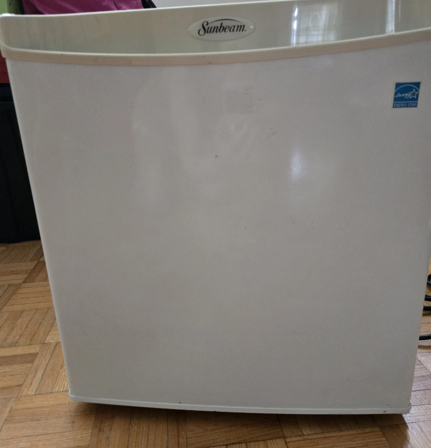 Sunbeam Mini Fridge