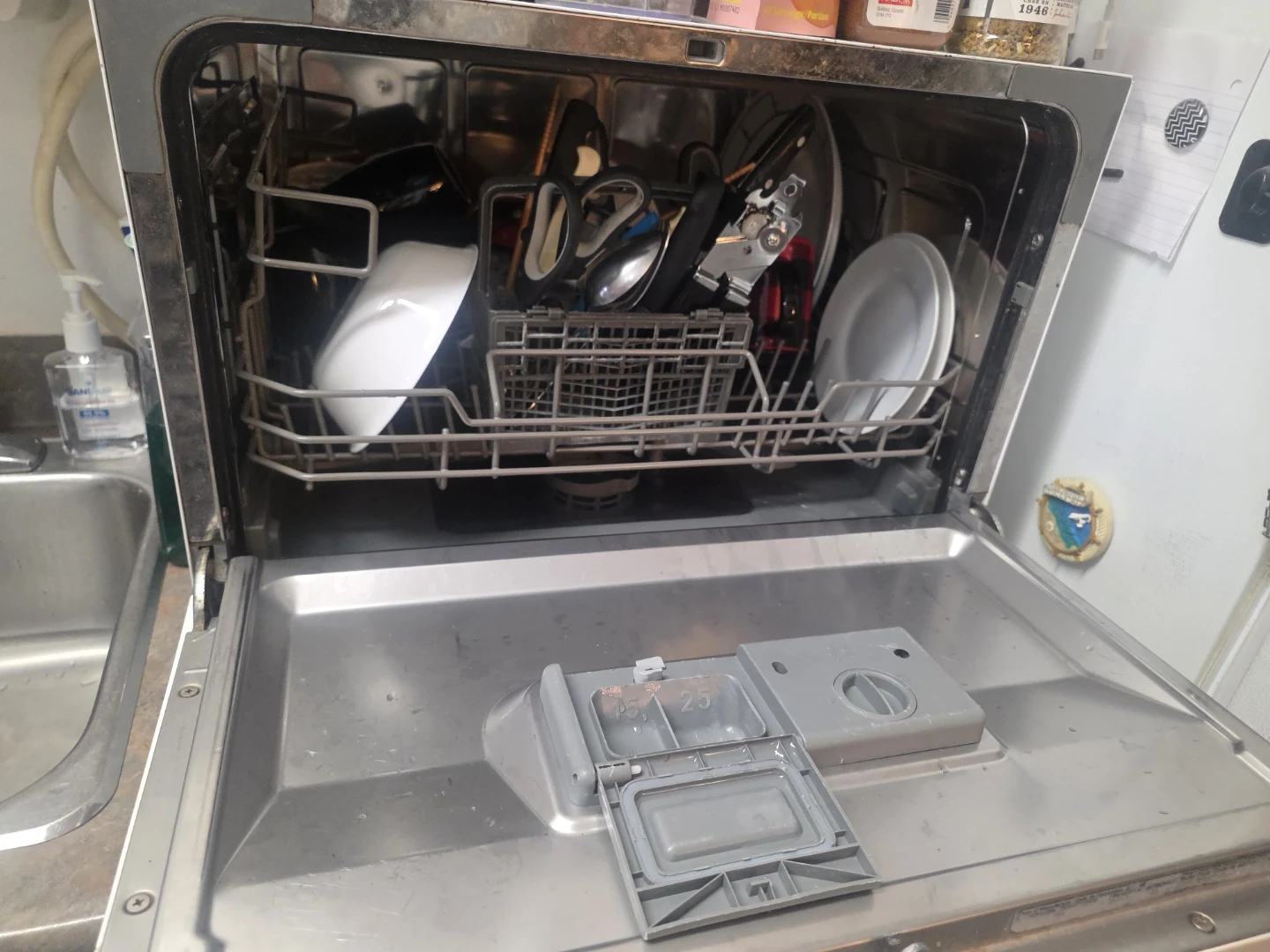 Danby DDW621WDB Dishwasher - photo 2
