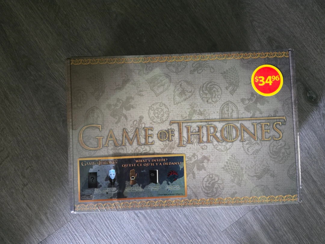 NEW * GAME OF THRONES * HBO * WHAT'S INSIDE?