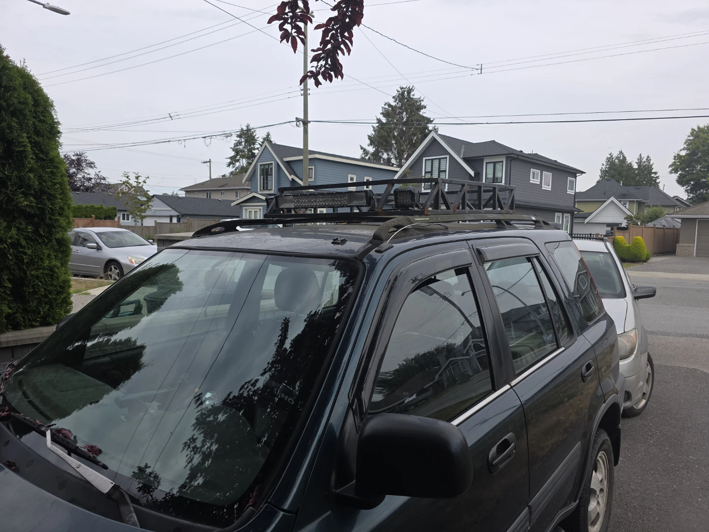Custom Roof Rack with LED Light Bar and Pod Lights - photo 2