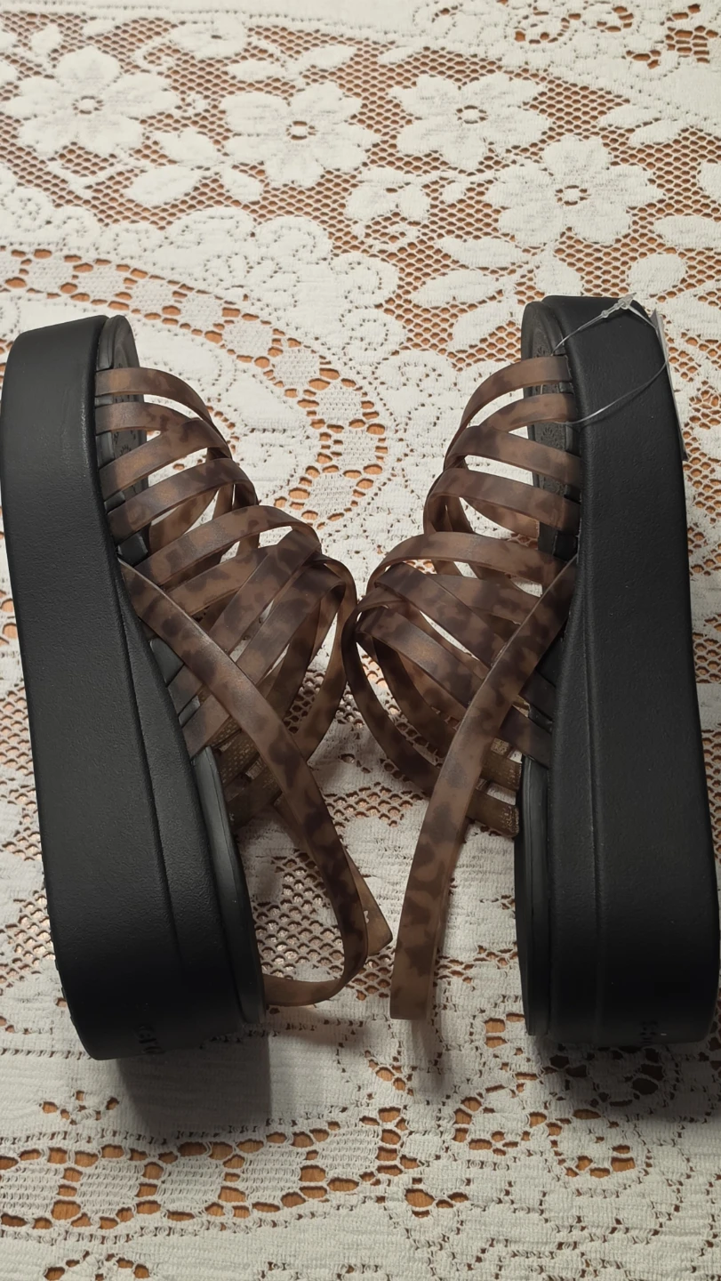 Brand New Crocs LiteRide Women's Sandals – With Tags - photo 5