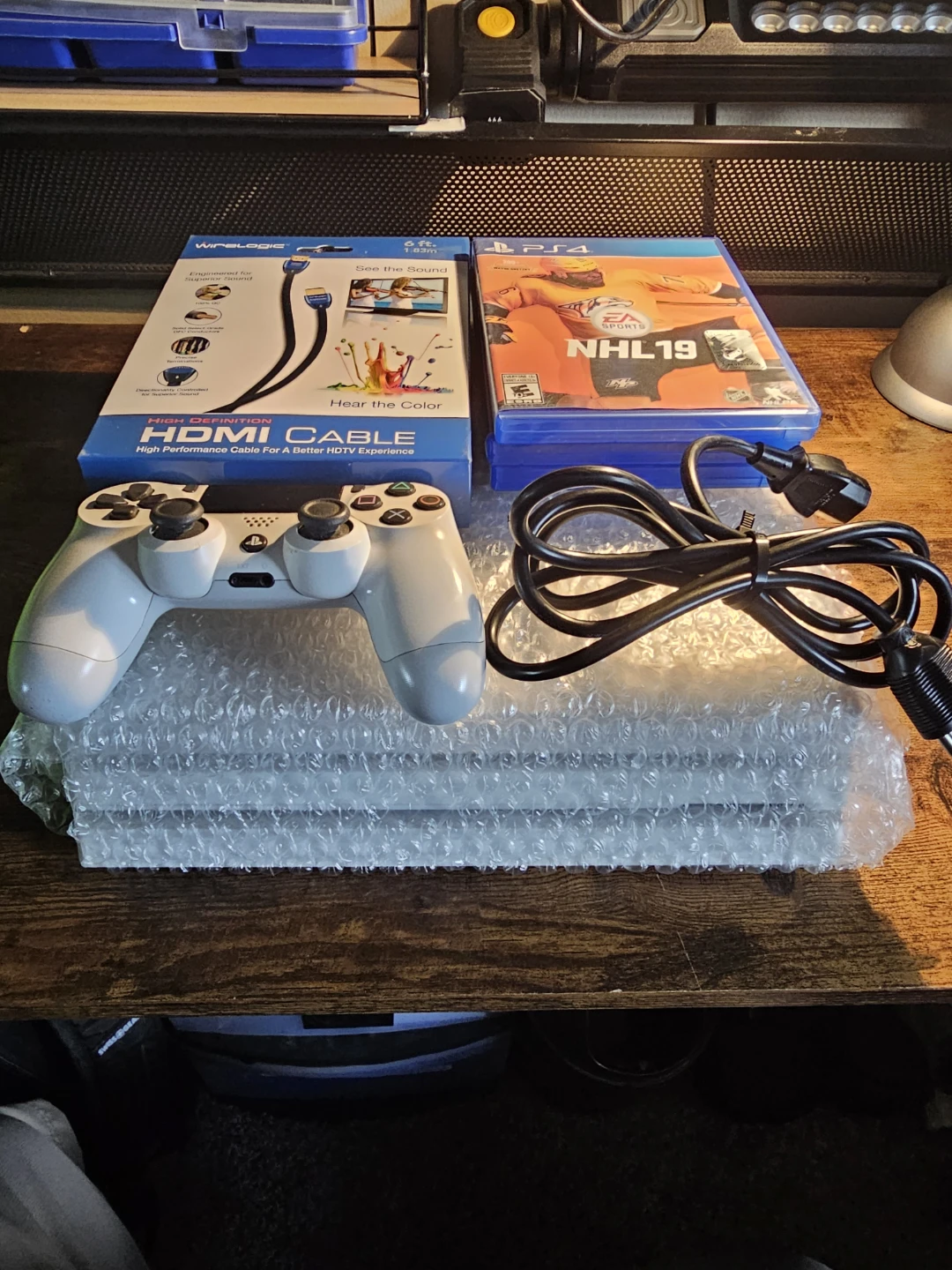 Playstation 4 Pro White Edition Console Bundle - photo 5