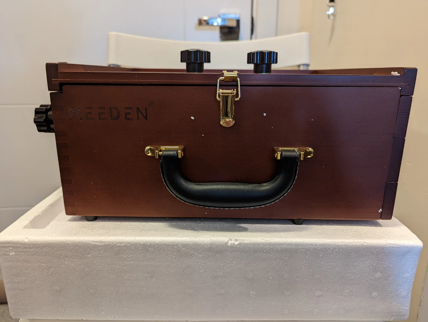 BNIB LEEDEN Wooden Art Box Easel - photo 4