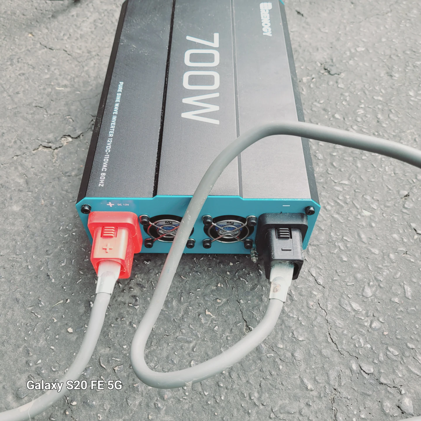 Renogy 700W Pure Sine Wave Inverter