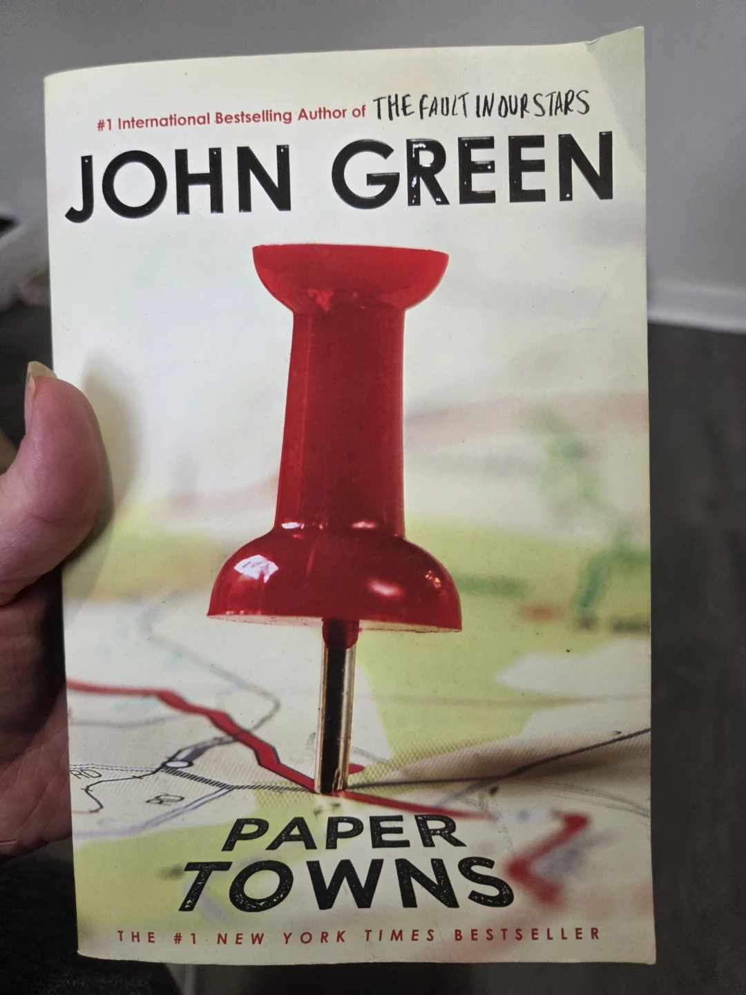 Paper Towns by John Green Paperback Book - photo 2
