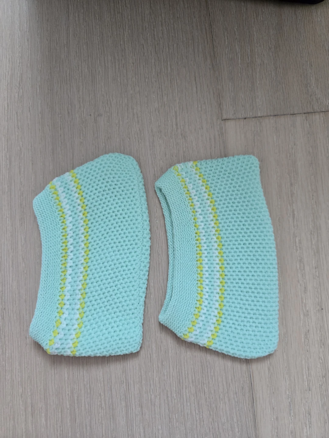 Mint Green Knit Fingerless Gloves/Hand Warmers