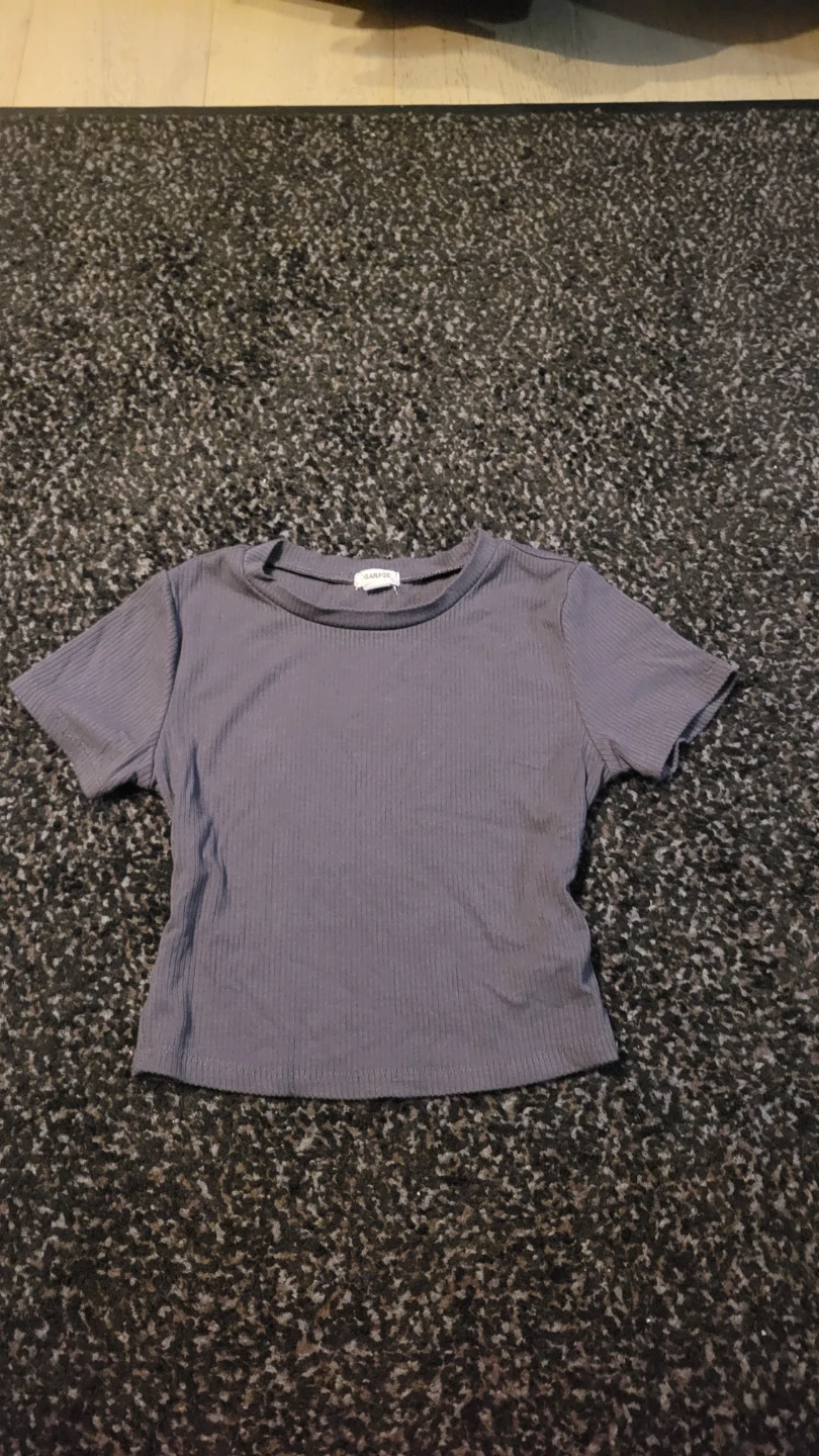 Garge Ribbed Cropped T-Shirt