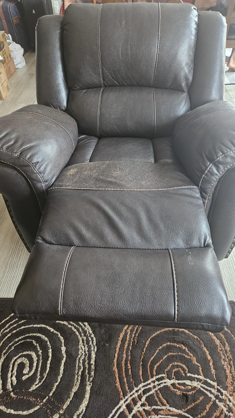Recliner couch for sale - photo 5