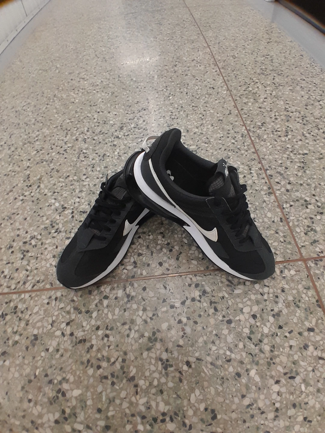 Nike Running Sneakers Shoes Men's Size 11