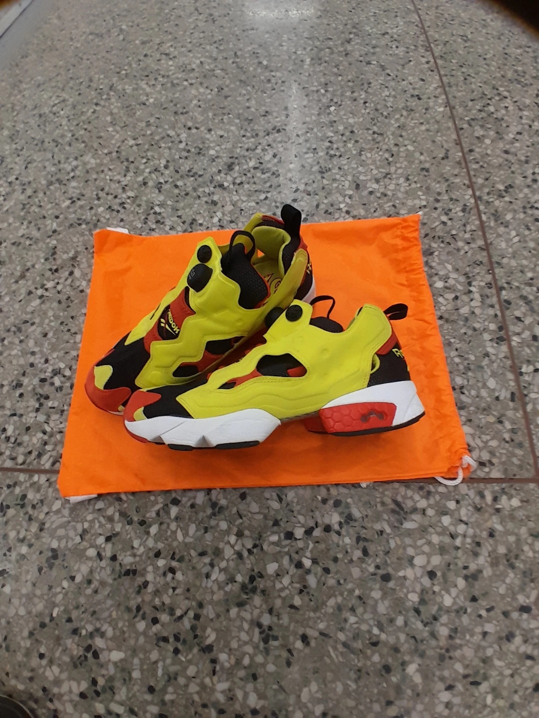Reebok Instapump Fury SZ Shoes Elite Men's Size 9
