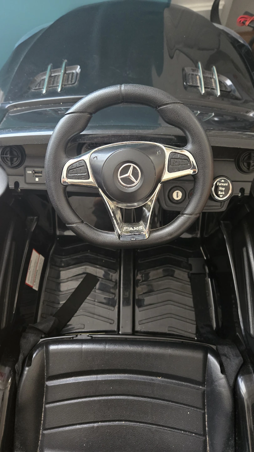 Kids Ride-On Mercedes-Benz SL 63 AMG - photo 2