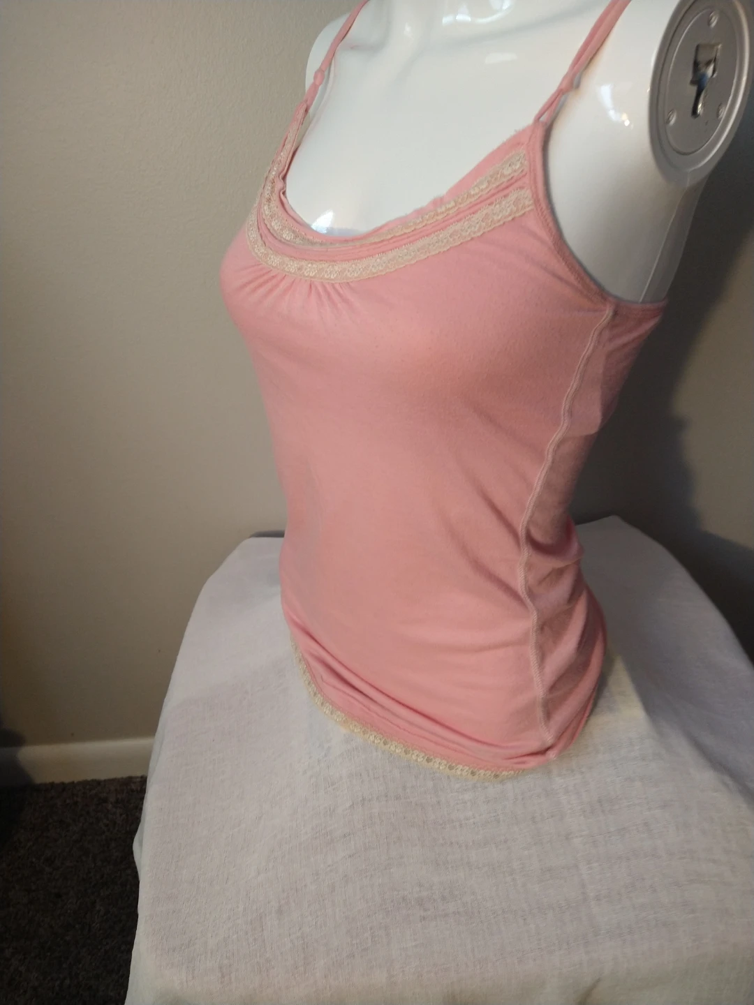 Y2K Outfit Hollister Tank and AE Sz 0 Shorts Outfit - photo 5