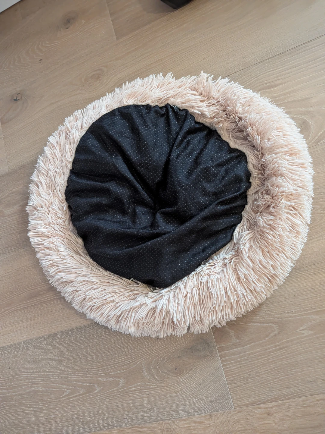Plush Round Pet Bed - photo 2