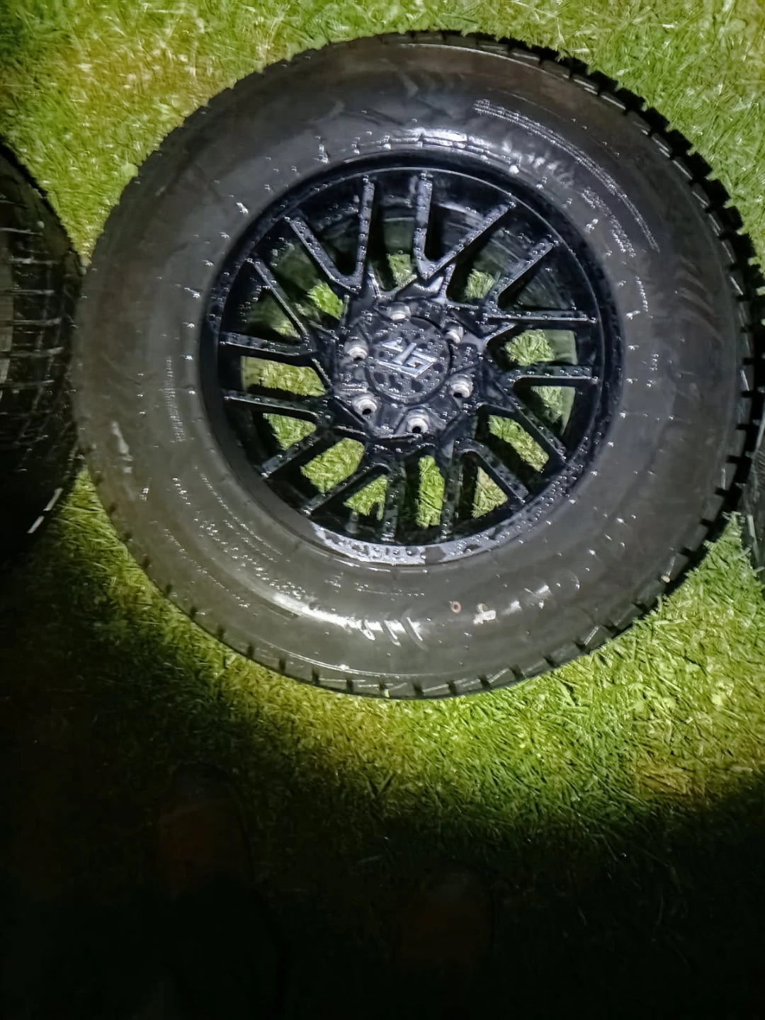 33x12.50R18LT Tires on Black Rims