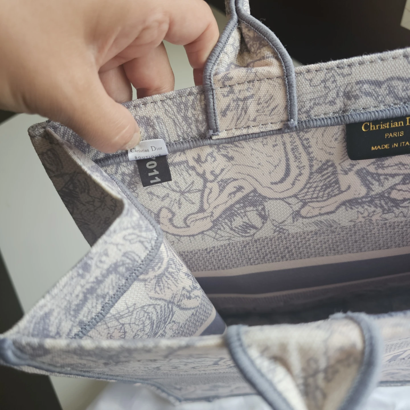 Christian Dior Tote Bag - photo 2