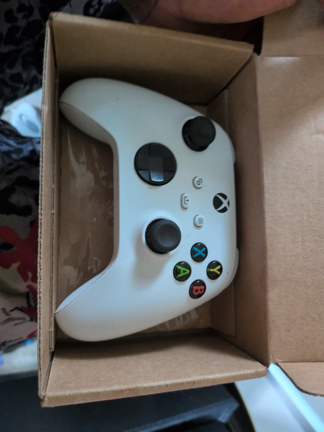 White Xbox Wireless Controller